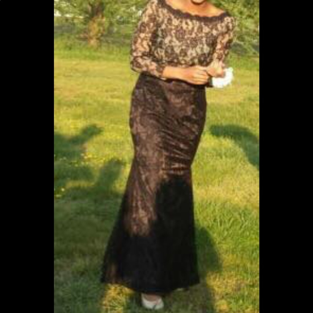 Black lace prom dress.